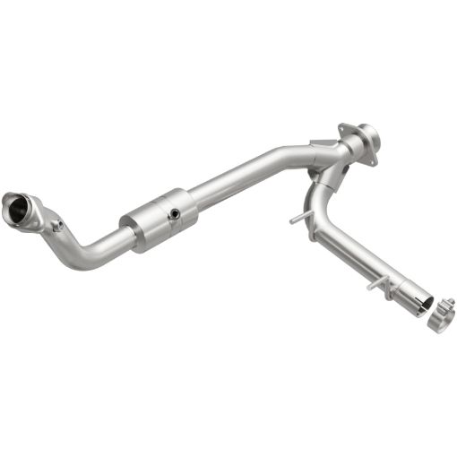 Picture of MagnaFlow Conv Direct Fit 05 - 06 Lincoln Navigator 5.4L w 3in Main Piping